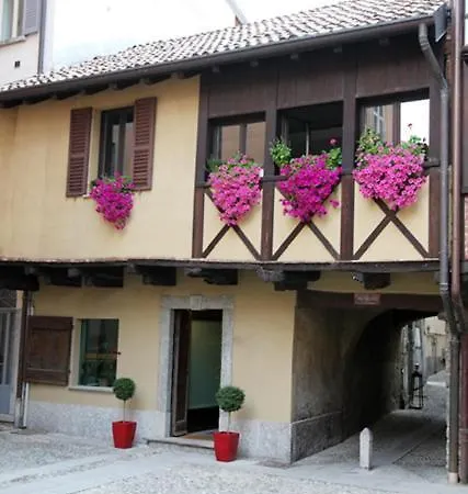Apartment Il Nido Del Castello Cernobbio